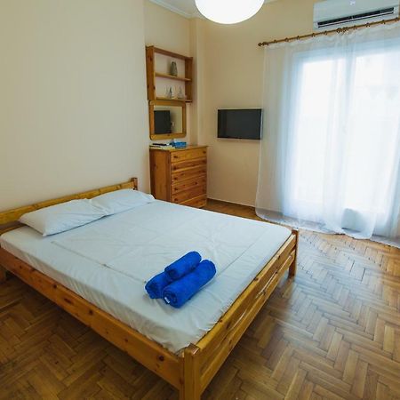 Ferienwohnung Vip Greece Petros Athen Exterior foto