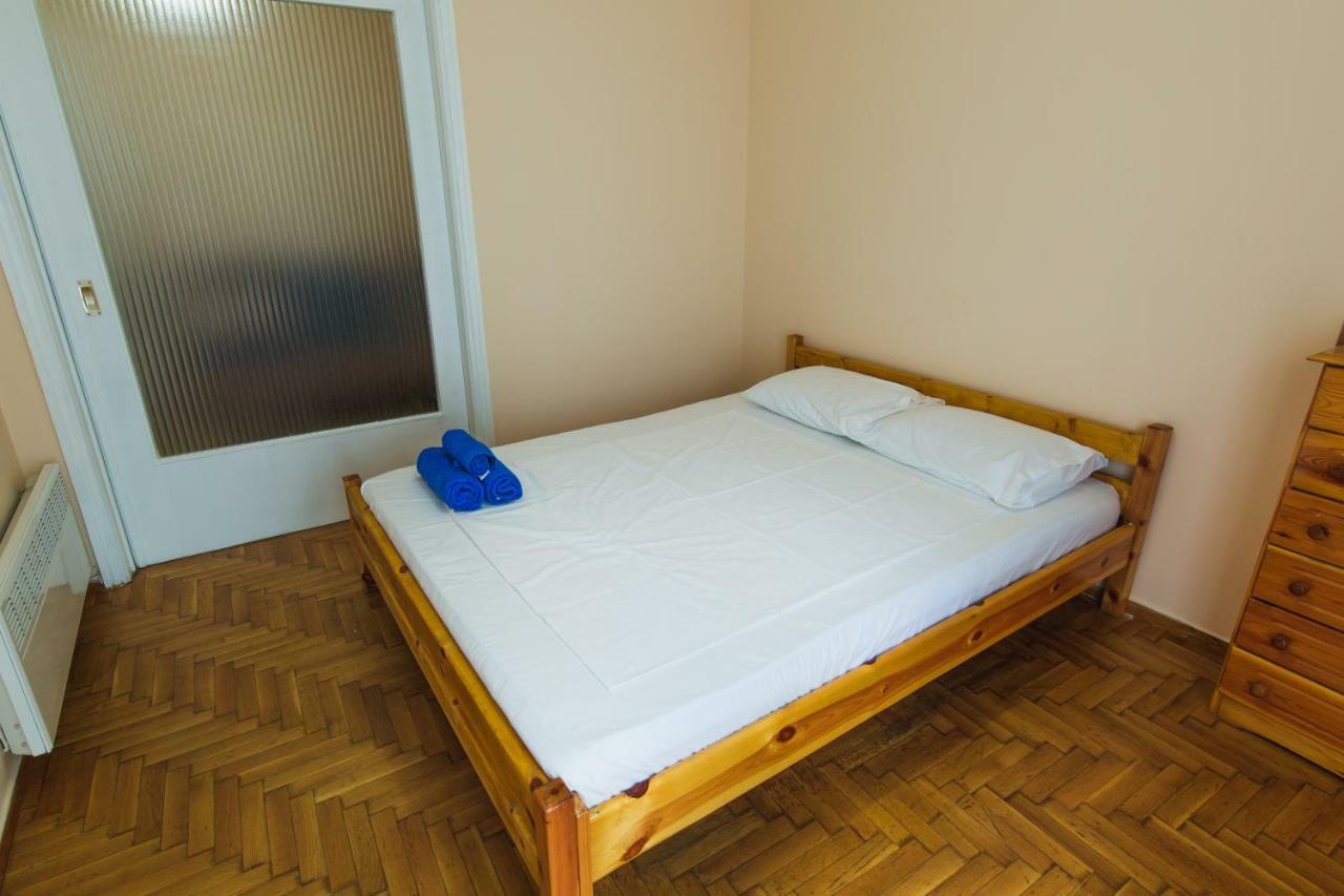 Ferienwohnung Vip Greece Petros Athen Exterior foto